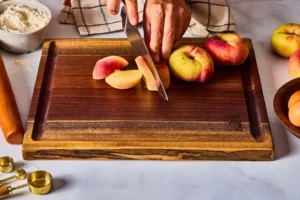Why Solid Hardwood Cutting Boards Are Returning to Modern Kitchens